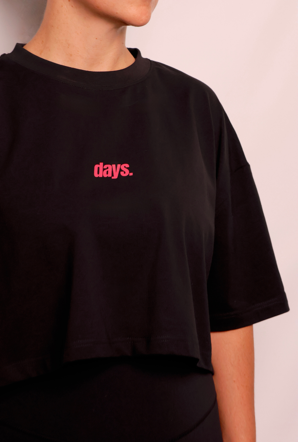 OG DAYS CROP TEE Black/Pink